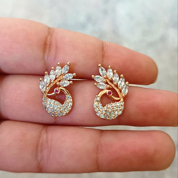 Zirconia peacock studs - Picture 3 of 5